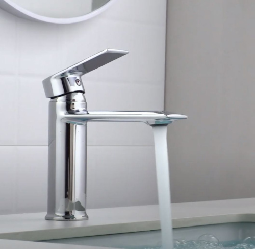 Смеситель для умывальника Rea Veneta chrom B6416