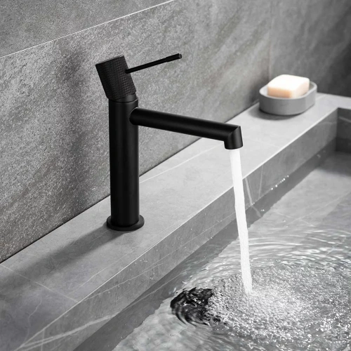 Смеситель для раковины Vincea Desire VBF-1D1MB