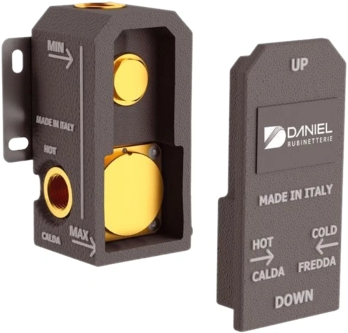 Скрытая часть на 1 или 2 выхода Daniel DANBOX