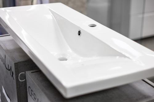 Умывальник CeramaLux 9393-90