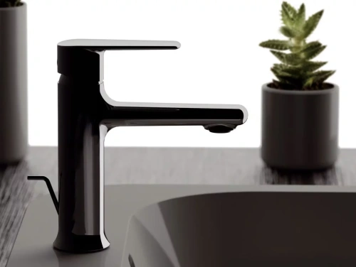 Смеситель для раковины Remer Vanity V10