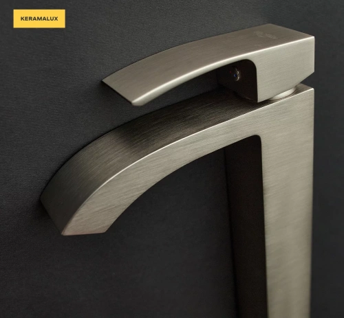 Смеситель для умывальника Vivi Felice 1025 Nichel