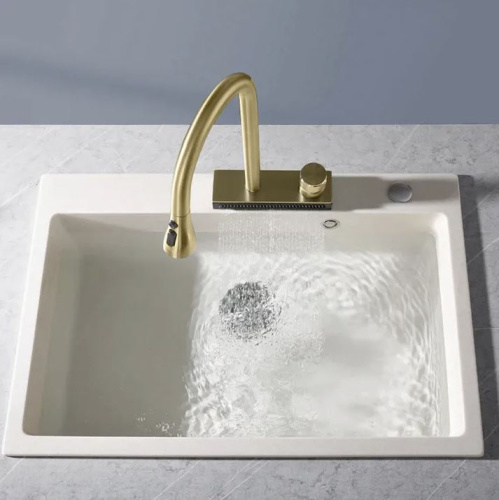 Смеситель для мойки Rea Conor gold matt B6312