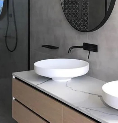 Смеситель для умывальника Rea Viva Black B0231