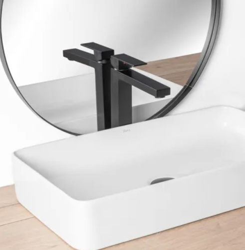 Смеситель для умывальника Rea Fenix Black B7849