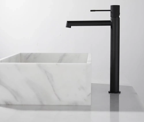 Смеситель для раковины Vincea Desire VBF-1D2MB