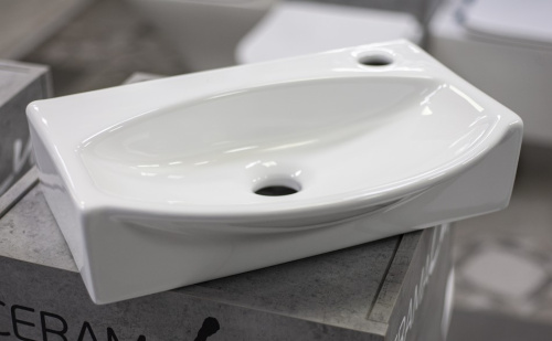 Умывальник CeramaLux 78014T
