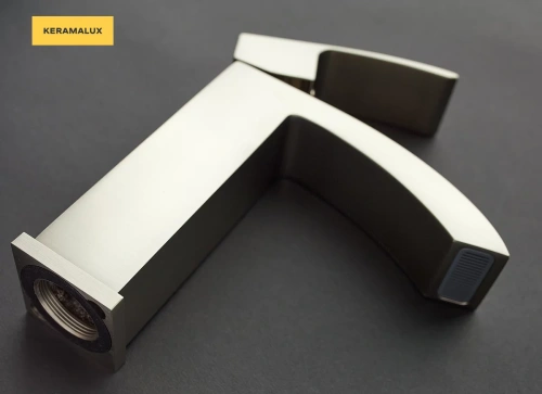 Смеситель для умывальника Vivi Felice 1030 Nichel